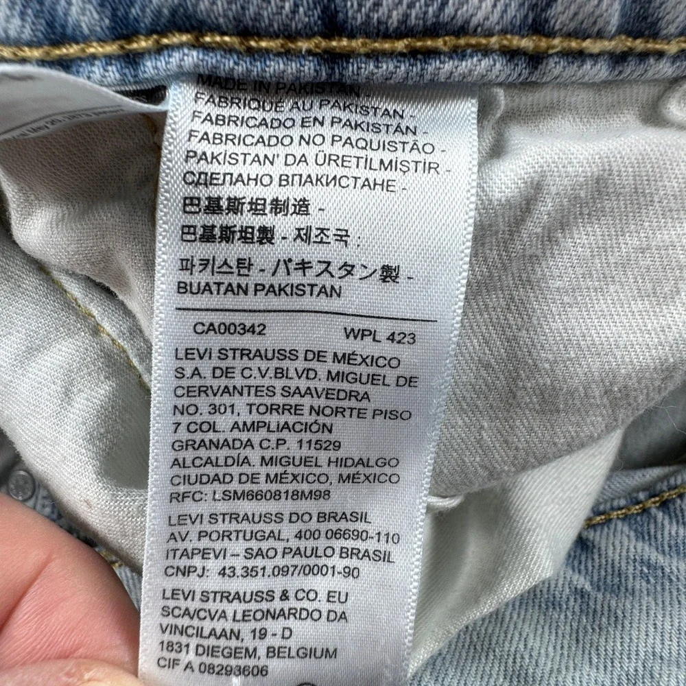 Levi's Mens Jeans 505 Regular Fit Light Wash Blue 38x32 Straight Leg Stretch‎